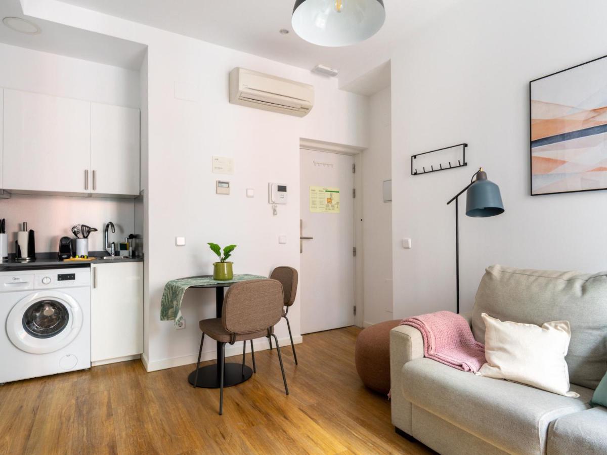 Limehome Madrid La Bolsa ภายนอก รูปภาพ